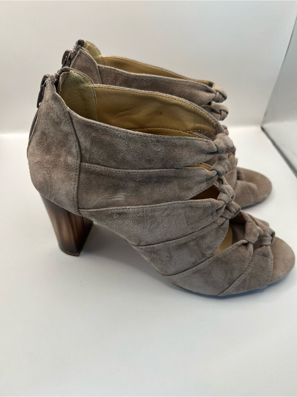 VANELI Gray Suede Peep Toe Booties Chunky Block Heel Knotted Cutout Shoes 9M